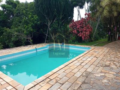 Stio para Venda, em Araruama, bairro Morro Grande, 5 dormitrios, 3 banheiros, 1 sute, 10 vagas