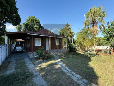 Casa para Venda, em Araruama, bairro Lagoinha, 4 dormit�rios, 2 banheiros, 5 vagas