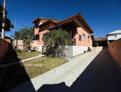 Casa para Venda, em Araruama, bairro Hosp�cio, 4 dormit�rios, 3 banheiros, 2 su�tes, 4 vagas